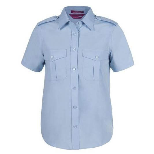 Les vêtements résistants aux flammes peuvent-ils être des vêtements à manches courtes ?